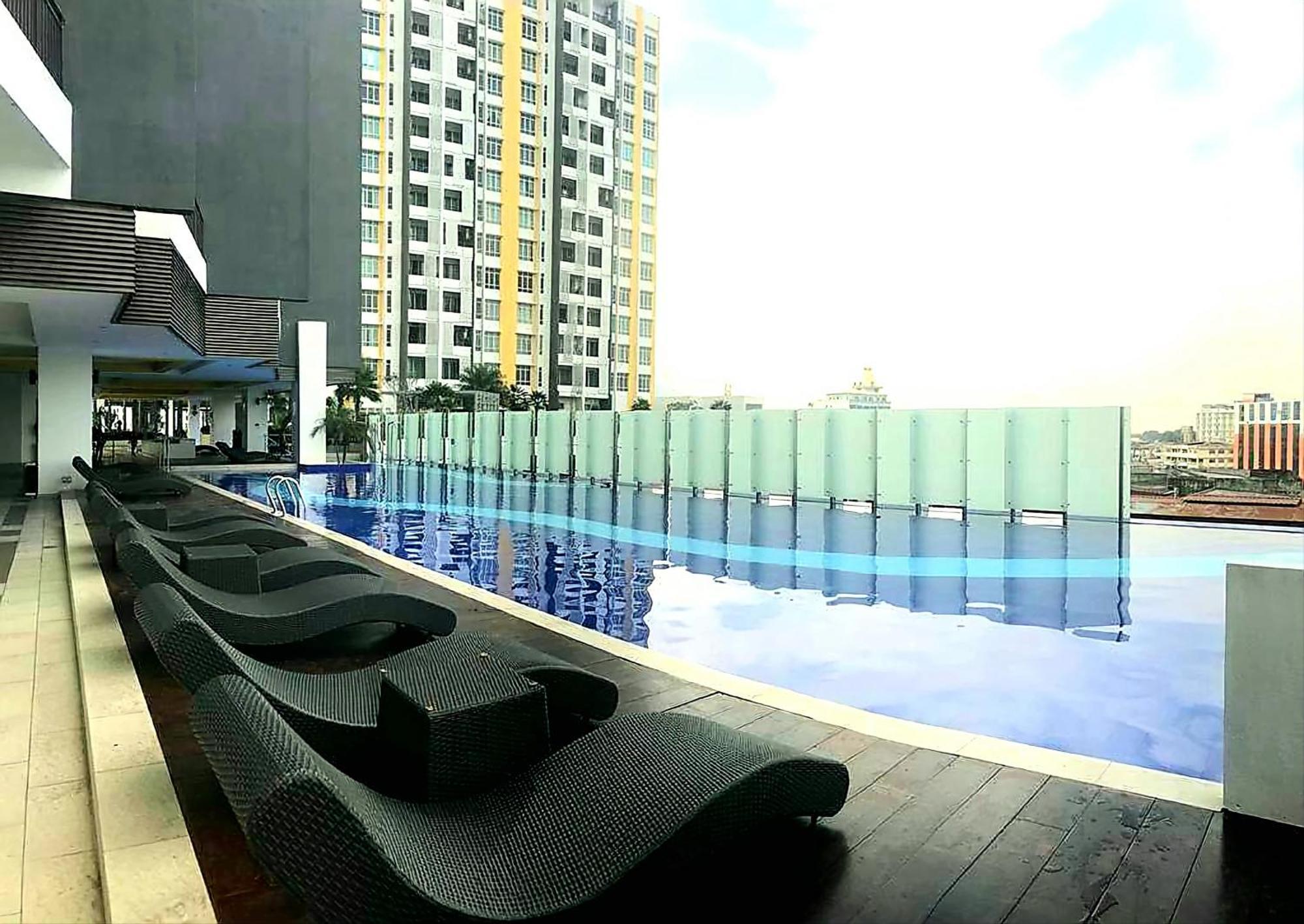Ipoh City Centre Majestic 2 Room Holiday Suite By City Home Empire Exterior photo